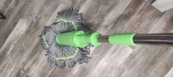 Self-Twisting Water Rotating Mop – 360° Spin, Easy & Hands-Free Cleaning
